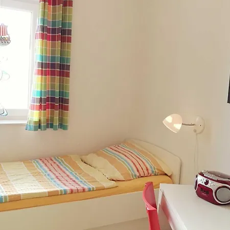 Strandlaeufer 홀리데이파크 *